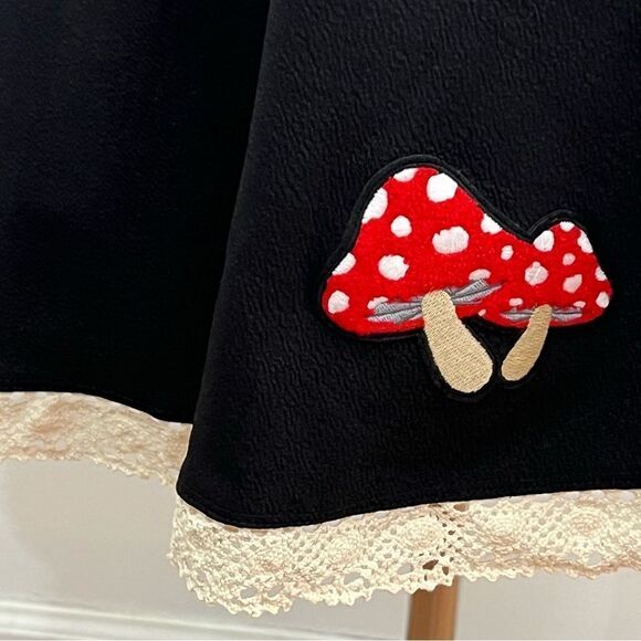 NWT Midnight Hour Mushroom Patch‎ Suspender Skirt -- XL - Picture 5 of 13